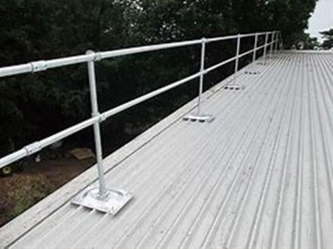 金屬屋面護(hù)欄